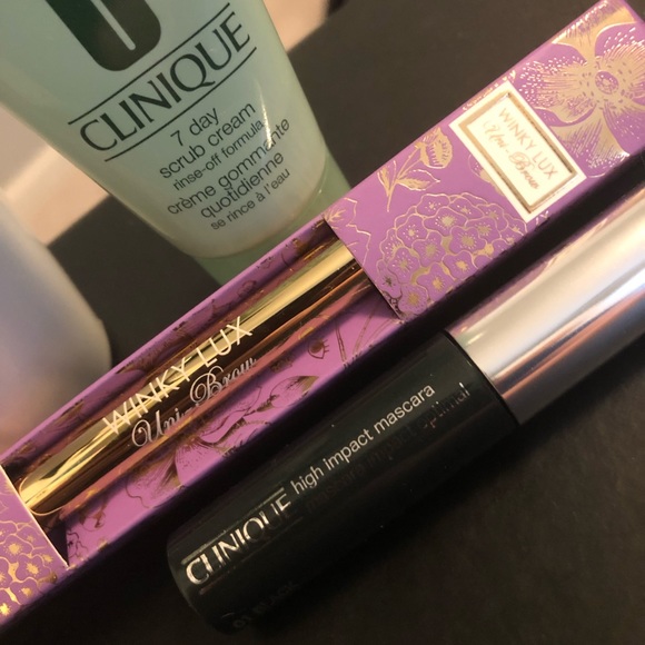 Beauty Bundle: Clinique & Winky Lux 3-piece bundle - Picture 4 of 4